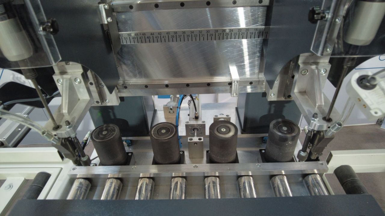 CNC Vidalama Makinesi CS-520