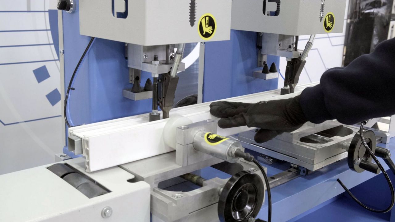 �kili Otomatik Dikey Vidalama Makinas� SVD-520