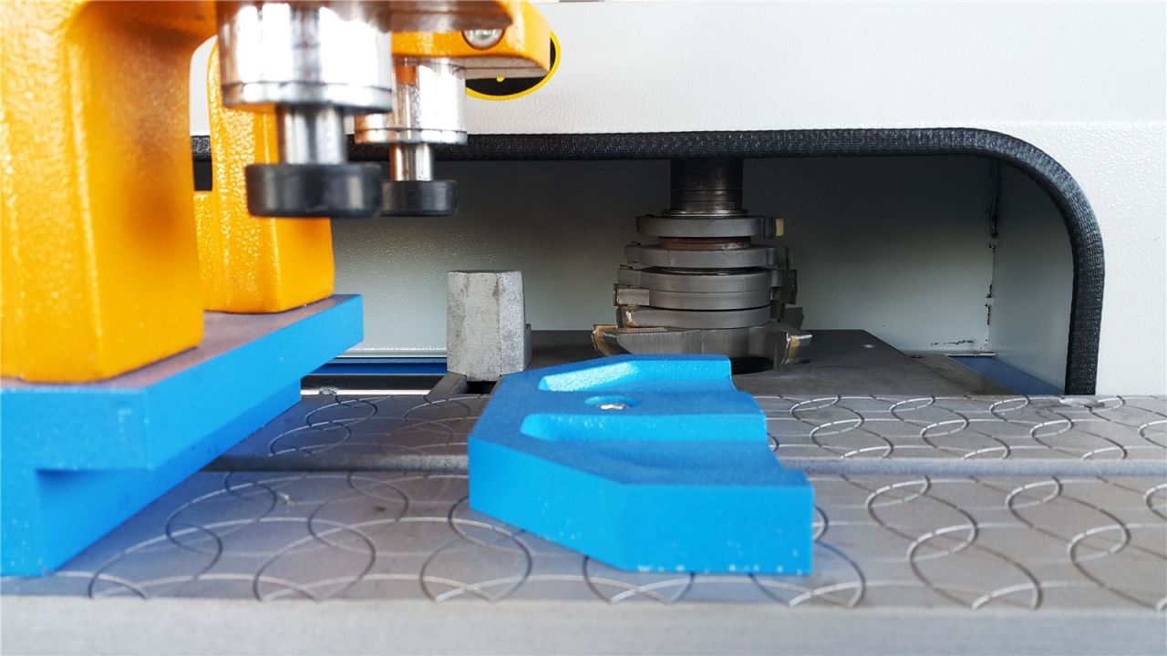 OTOMATIK ORTA KAYIT ALISTIRMA MAKINASI (TEK SERI) PAO502