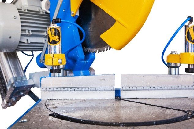 �ift Kafa �st Kesim Makinesi DC 400